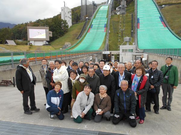 白馬村ジャンプ台にて記念撮影