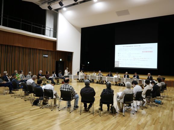 3月定例会の議会報告の様子