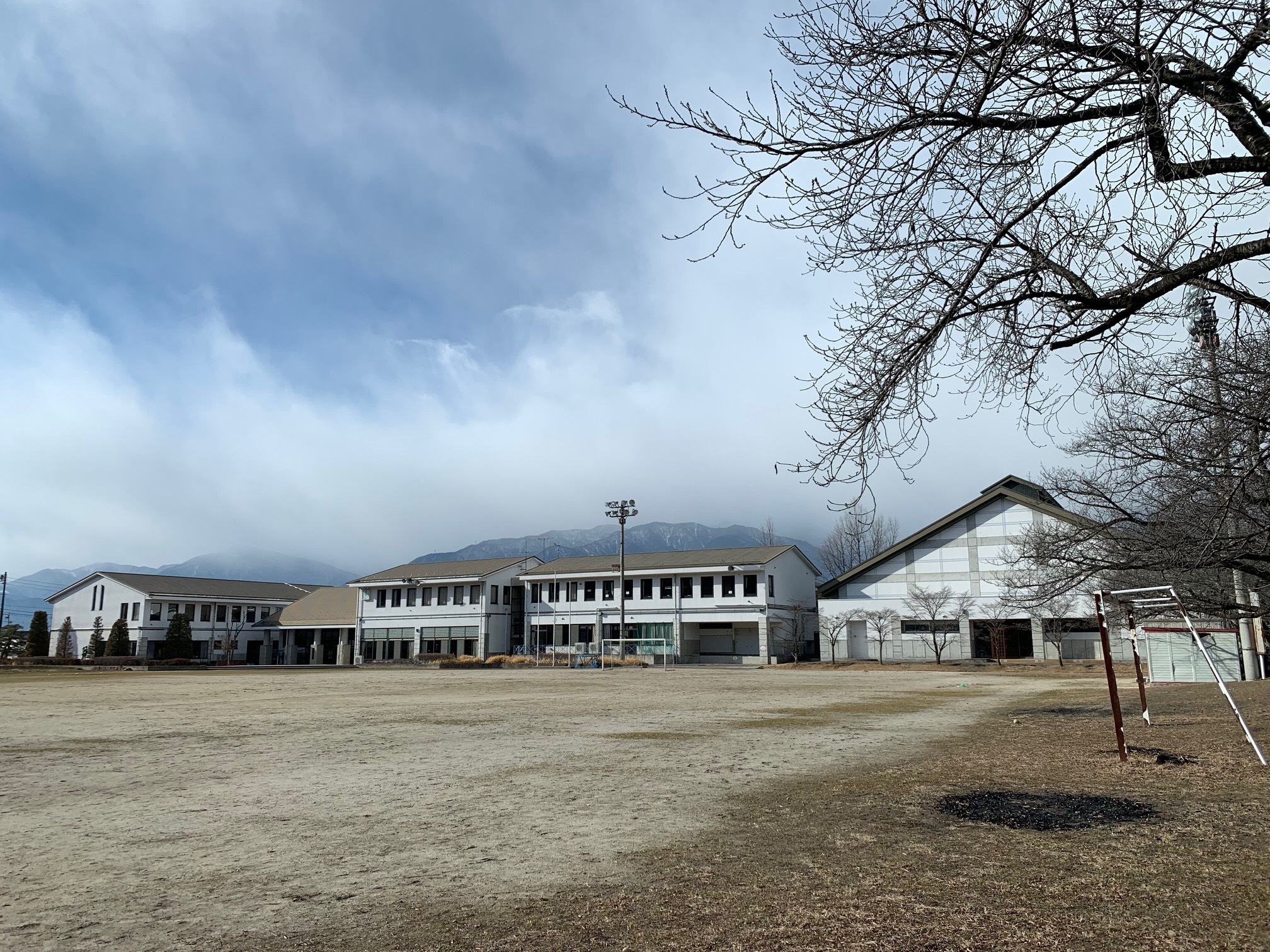 会染小学校