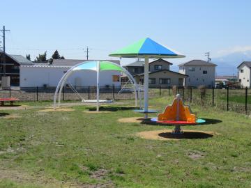 インクルーシブ遊具